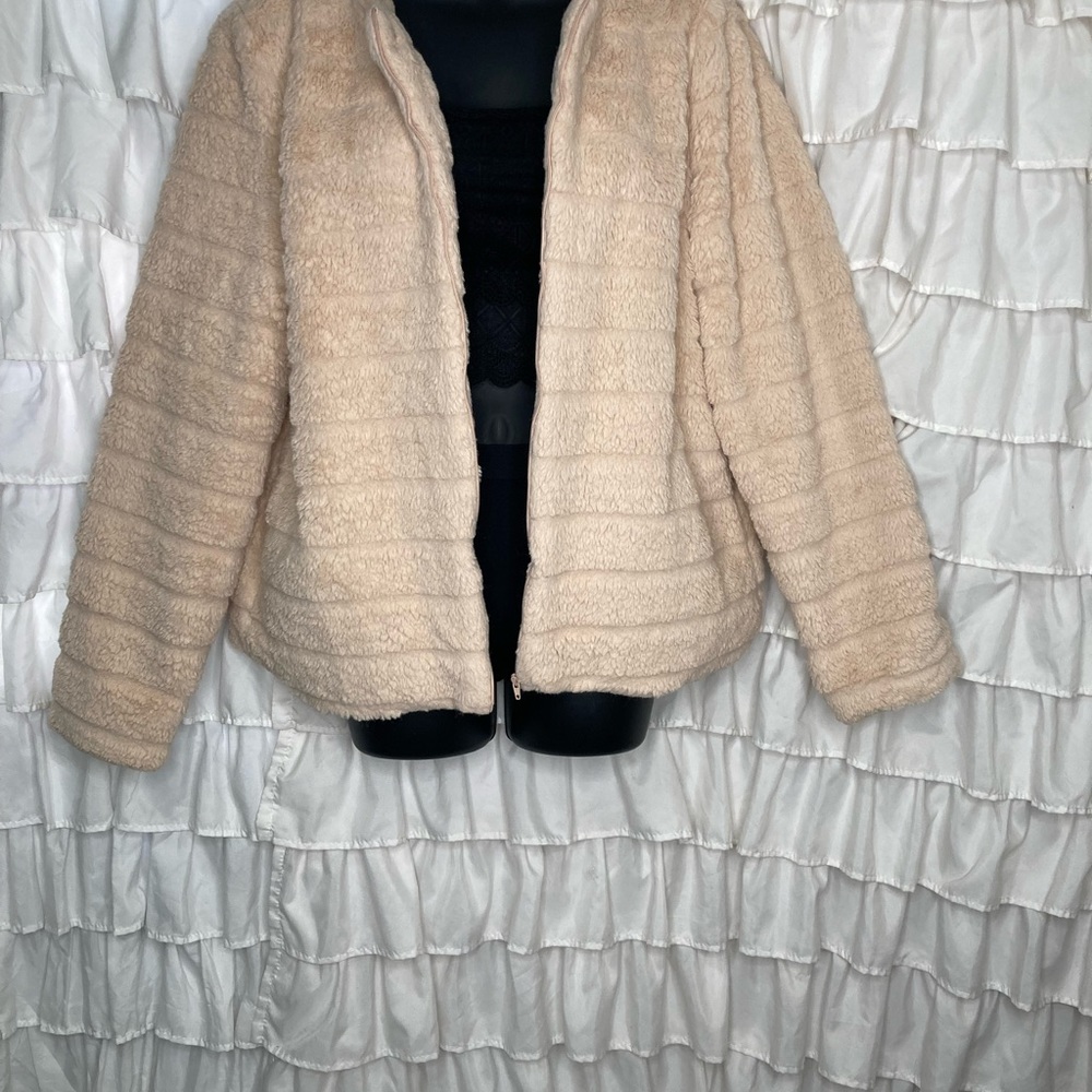 Listicle pastel pink faux fur cropped jacket size L